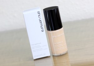 free-sample-shu-uemura-lightbulb-foundation